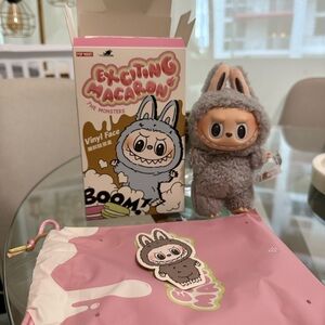 Exciting Macaron The Monsters Vinyl Face Toy - Sesame Bean